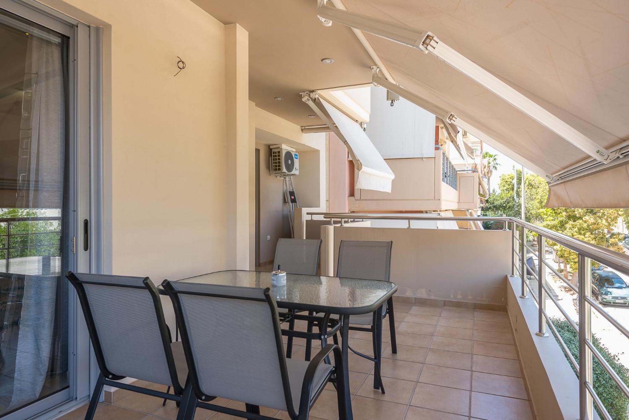 Rigas Apartment In Ilioupoli Atenas Exterior foto