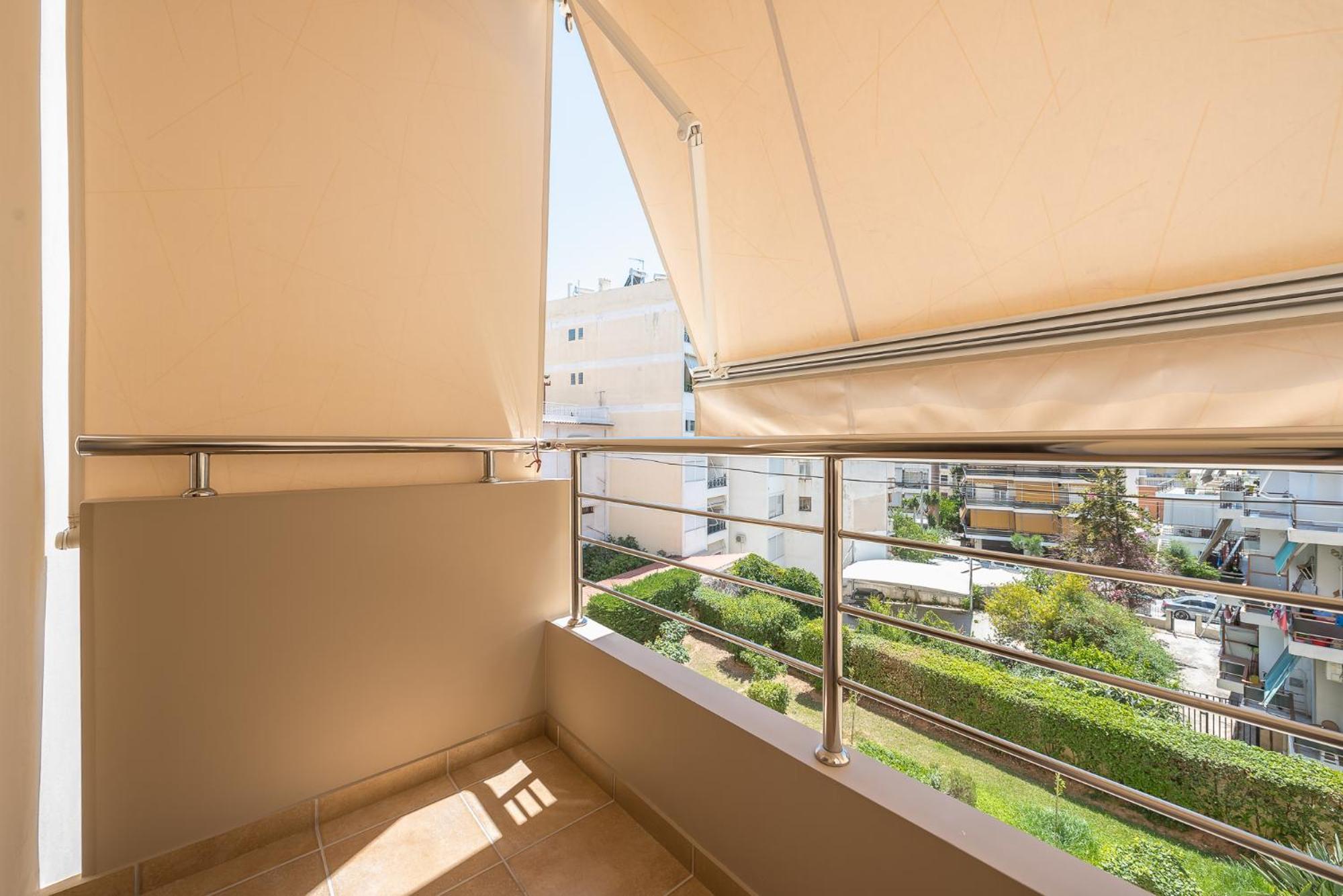 Rigas Apartment In Ilioupoli Atenas Exterior foto