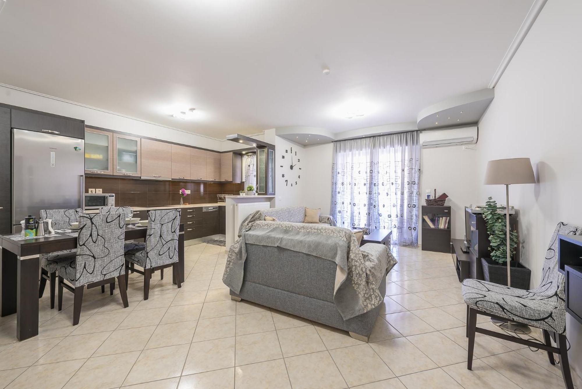 Rigas Apartment In Ilioupoli Atenas Exterior foto