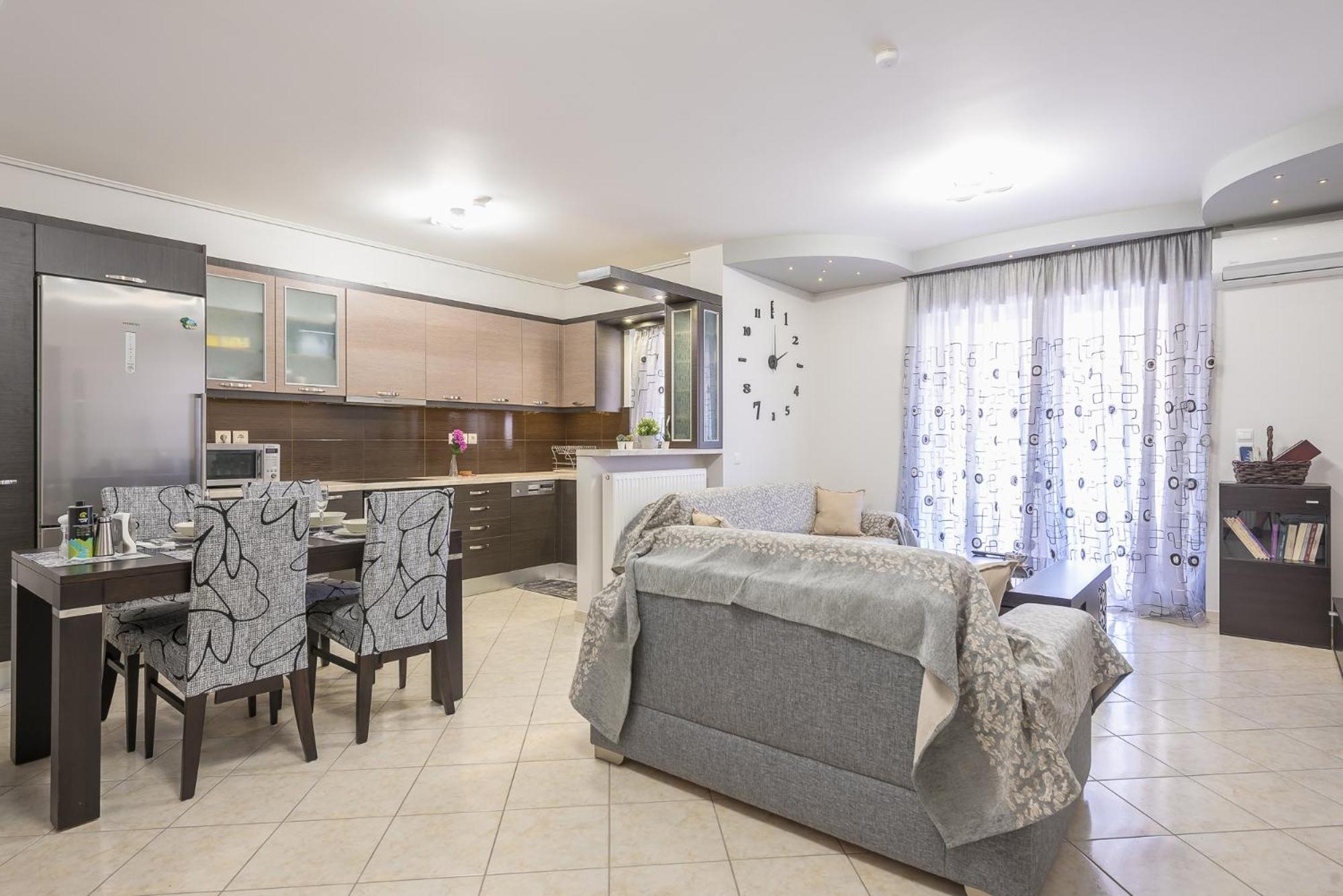 Rigas Apartment In Ilioupoli Atenas Exterior foto