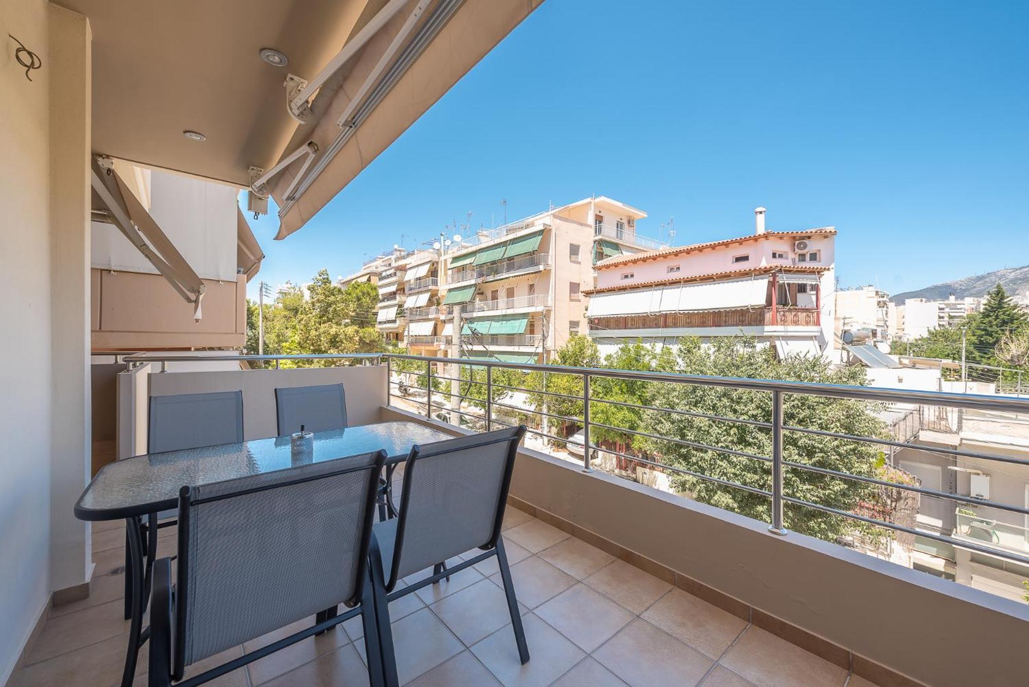 Rigas Apartment In Ilioupoli Atenas Exterior foto